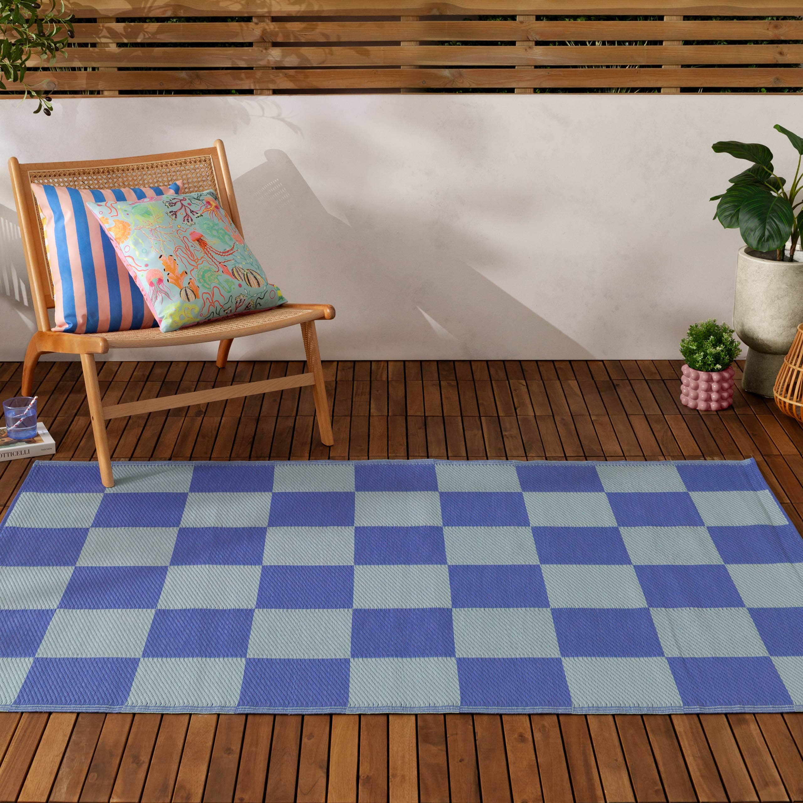 Checkerboard 120x180cm Outdoor 100% Recycled Rug Blue: Blue / 120 x 180cm