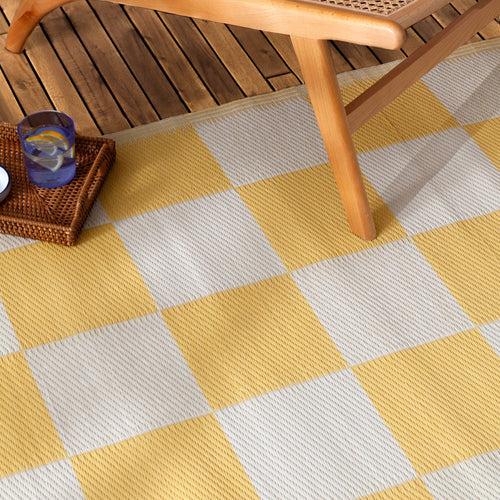 Checkerboard 120x180cm Outdoor 100% Recycled Rug Yellow: Yellow / 120 x 180cm