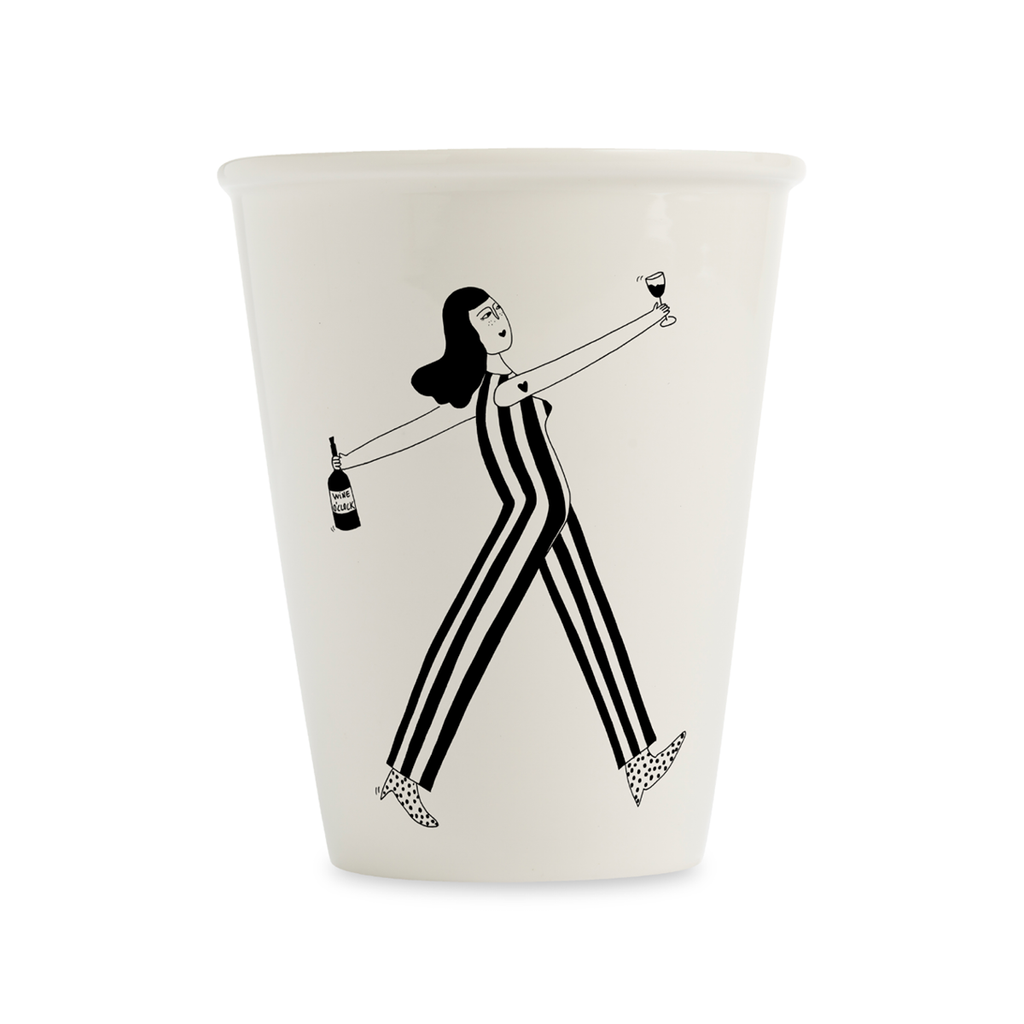 Cup wine o'clock