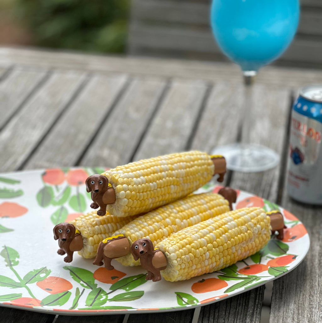 Outset Set of 8 Daschund Corn Holder, 1” x 2.5” x 1”