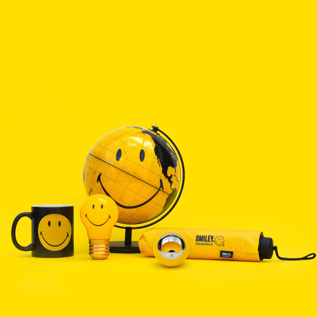 CORDLESS SMILEY® LIGHTBULB